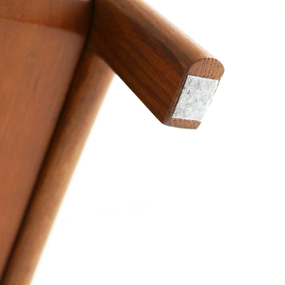 おしゃれでディスプレイに最適なコーナーラック