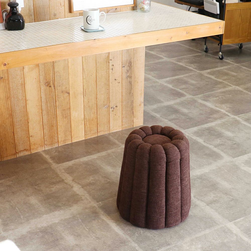 カヌレスツール