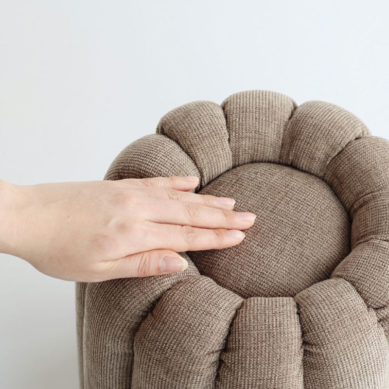 カヌレスツール