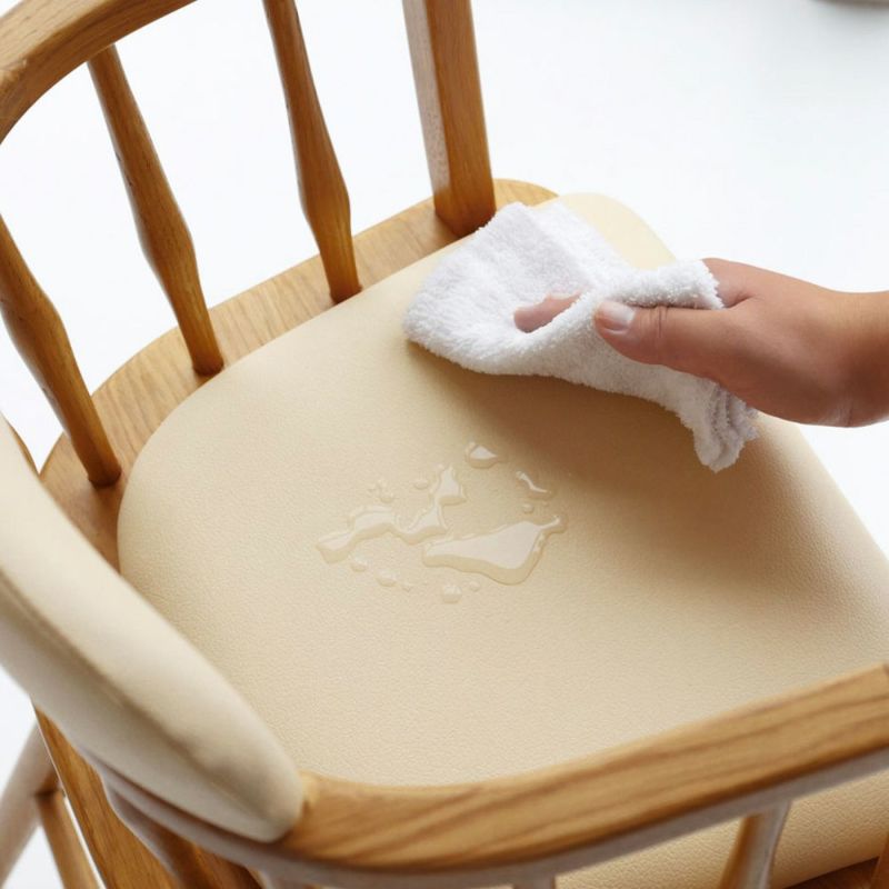 北欧テイストのキッズハイチェア