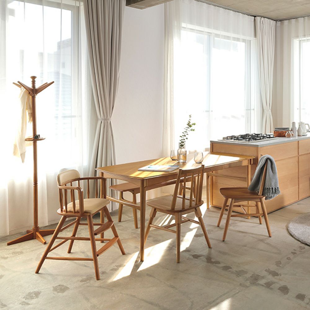 北欧テイストのキッズハイチェア