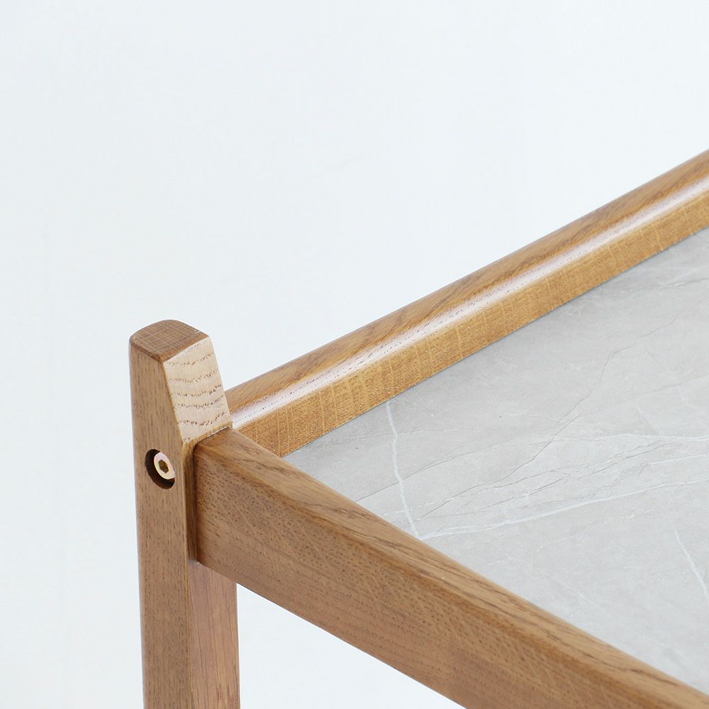 北欧テイストのワゴン