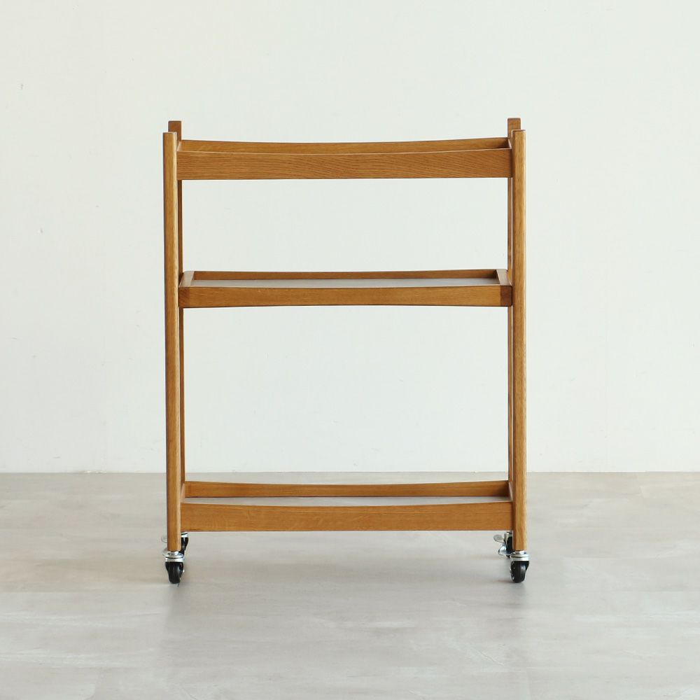 北欧テイストのワゴン