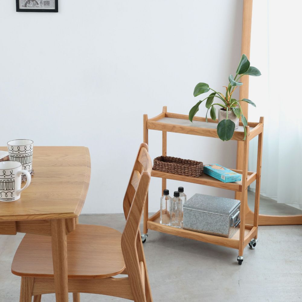 北欧テイストのワゴン