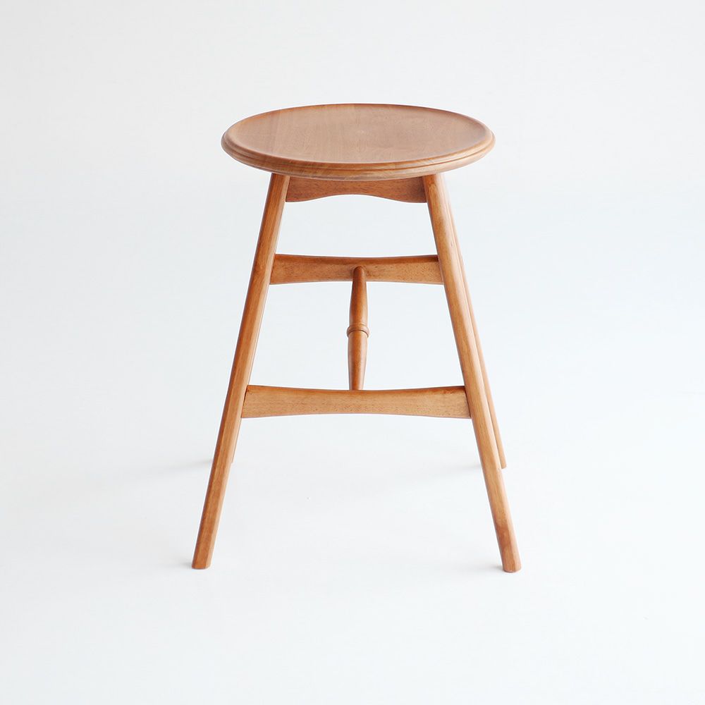 nofu｜OAKER｜stool｜家族の今に寄りそう木のぬくもりの家具ブランド