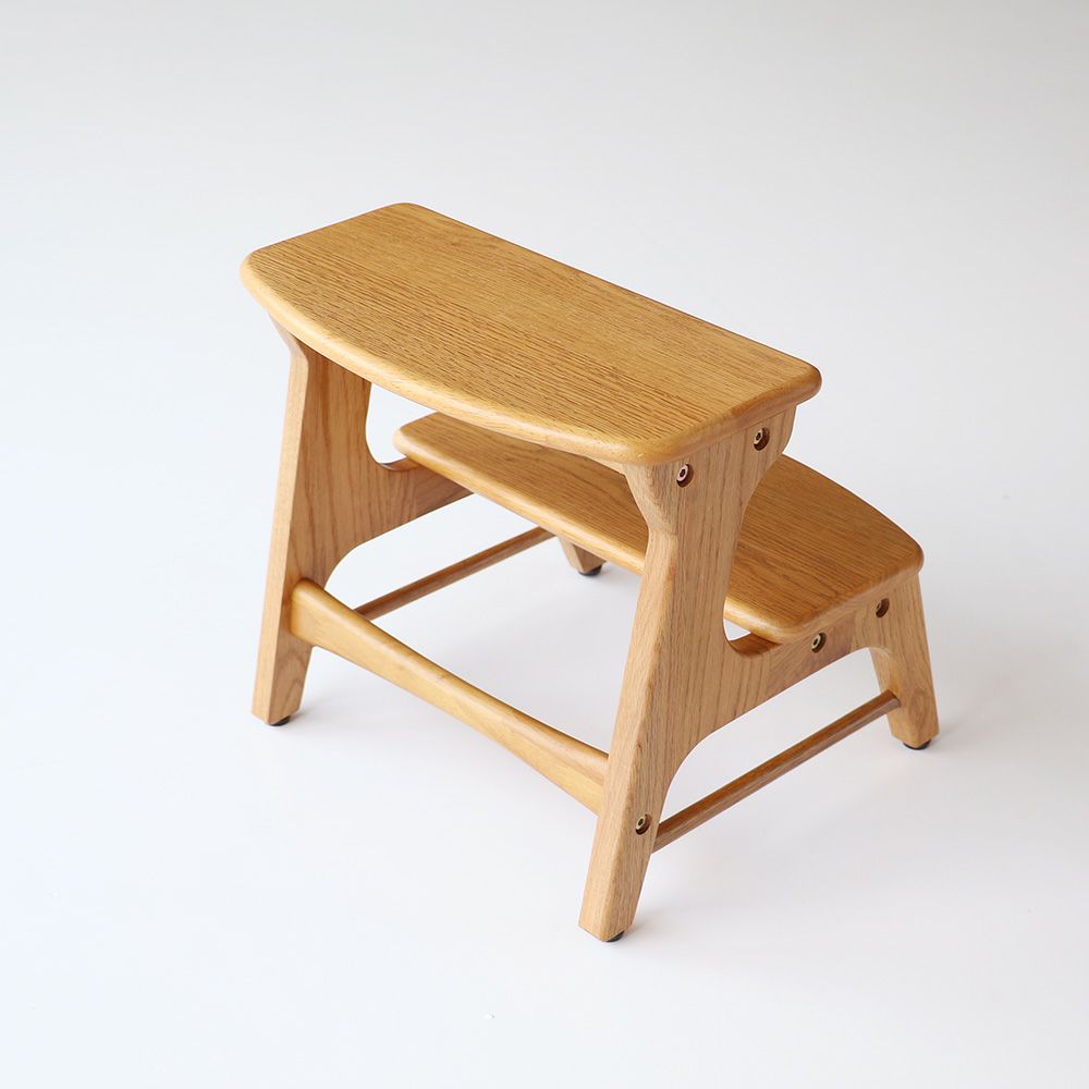 北欧テイストのキッズステップ