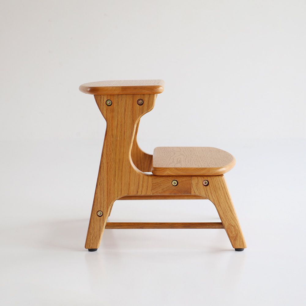 北欧テイストのキッズステップ