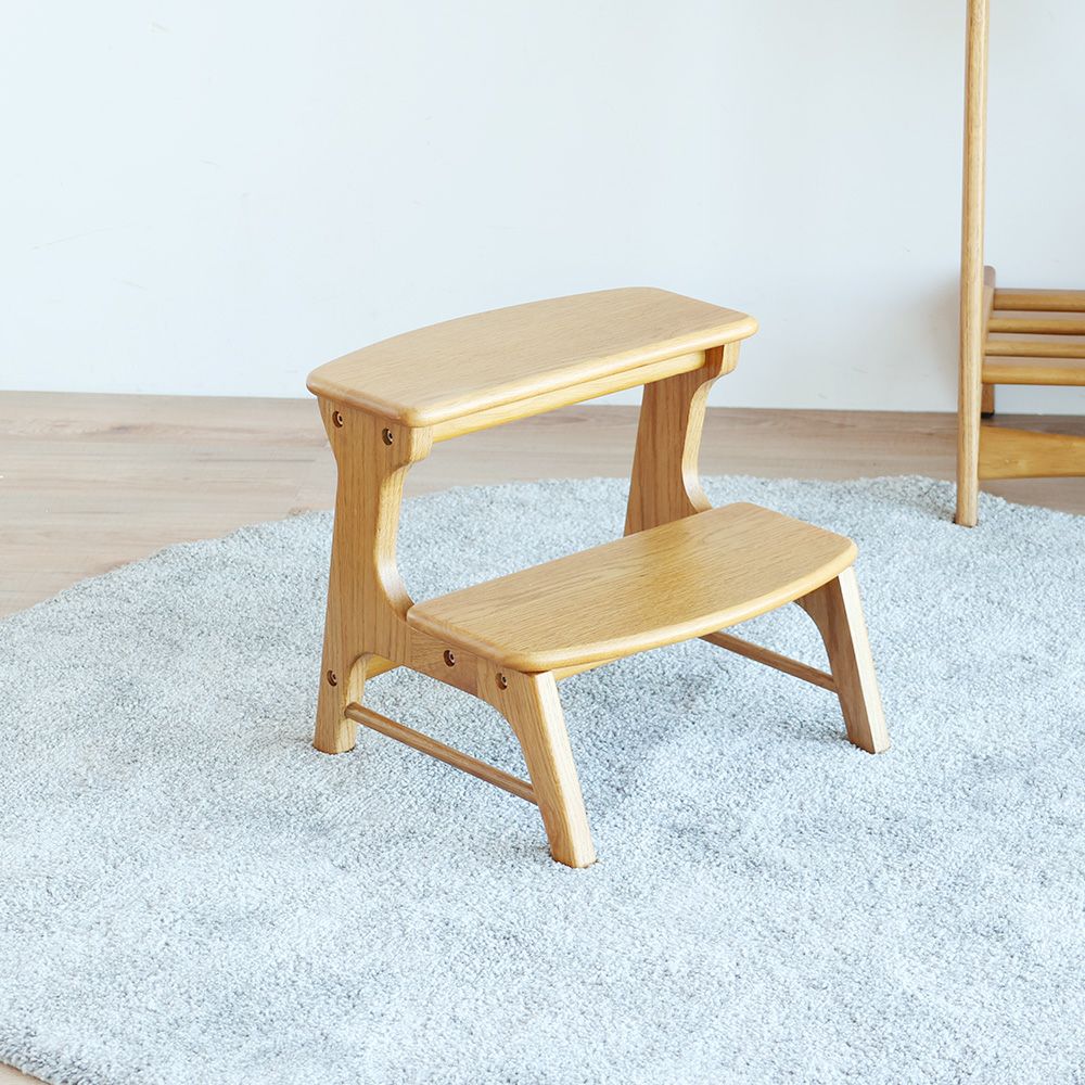 北欧テイストのキッズステップ