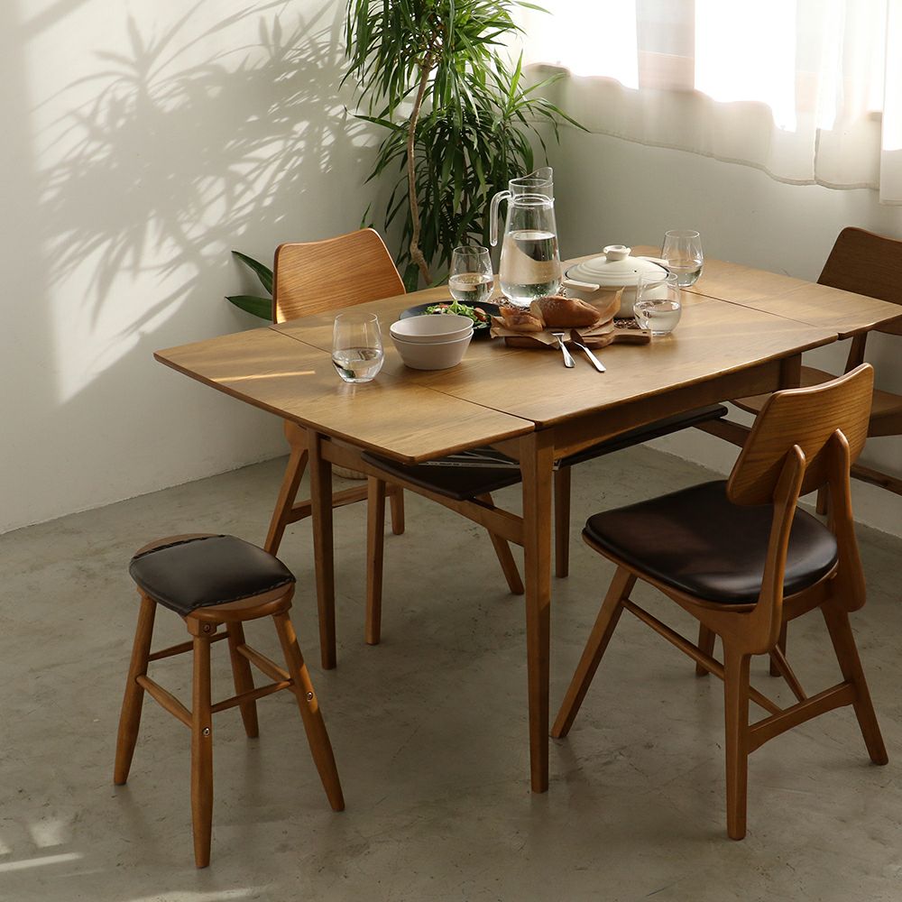 素材の風合いをそのまま楽しめるロースツール