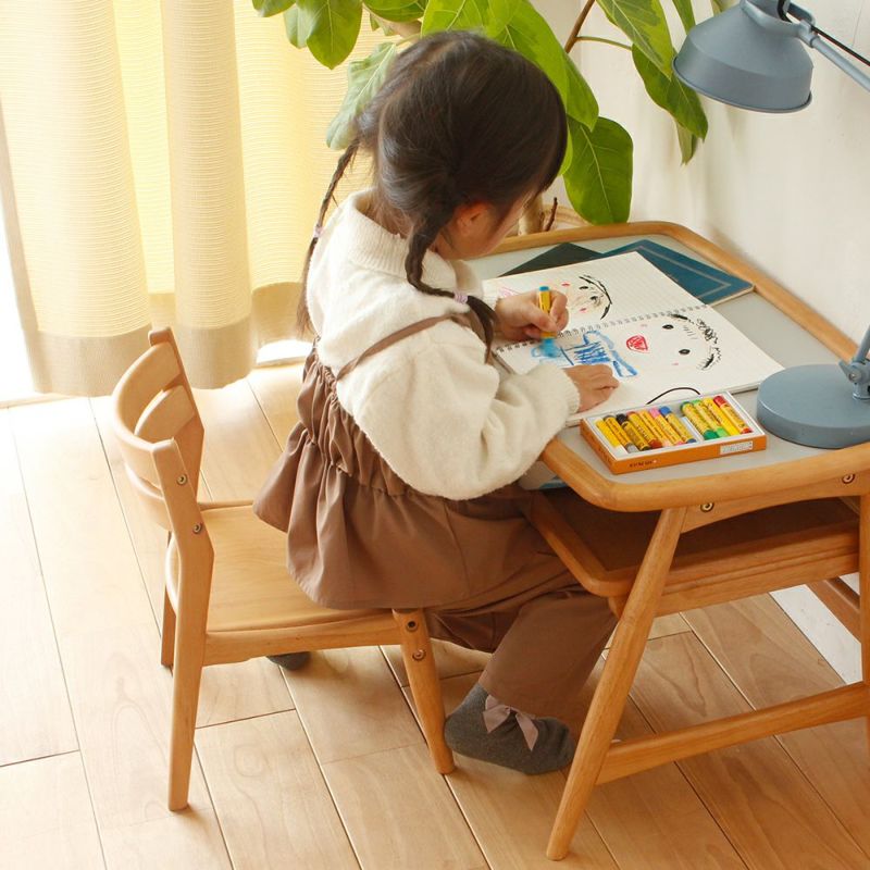 北欧テイストのキッズスタディセット